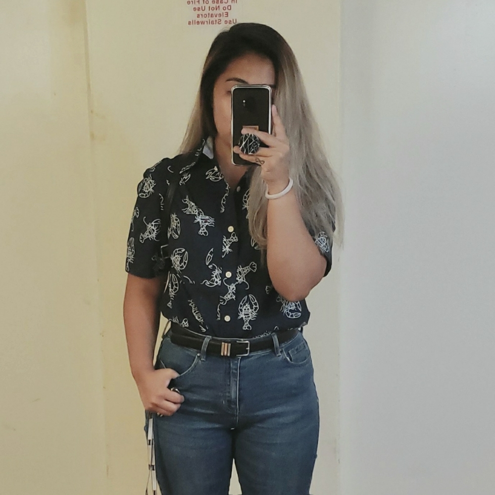 Tommy Hilfiger Lobster Short Sleeve Button Up Shirt - Picture 7 of 7